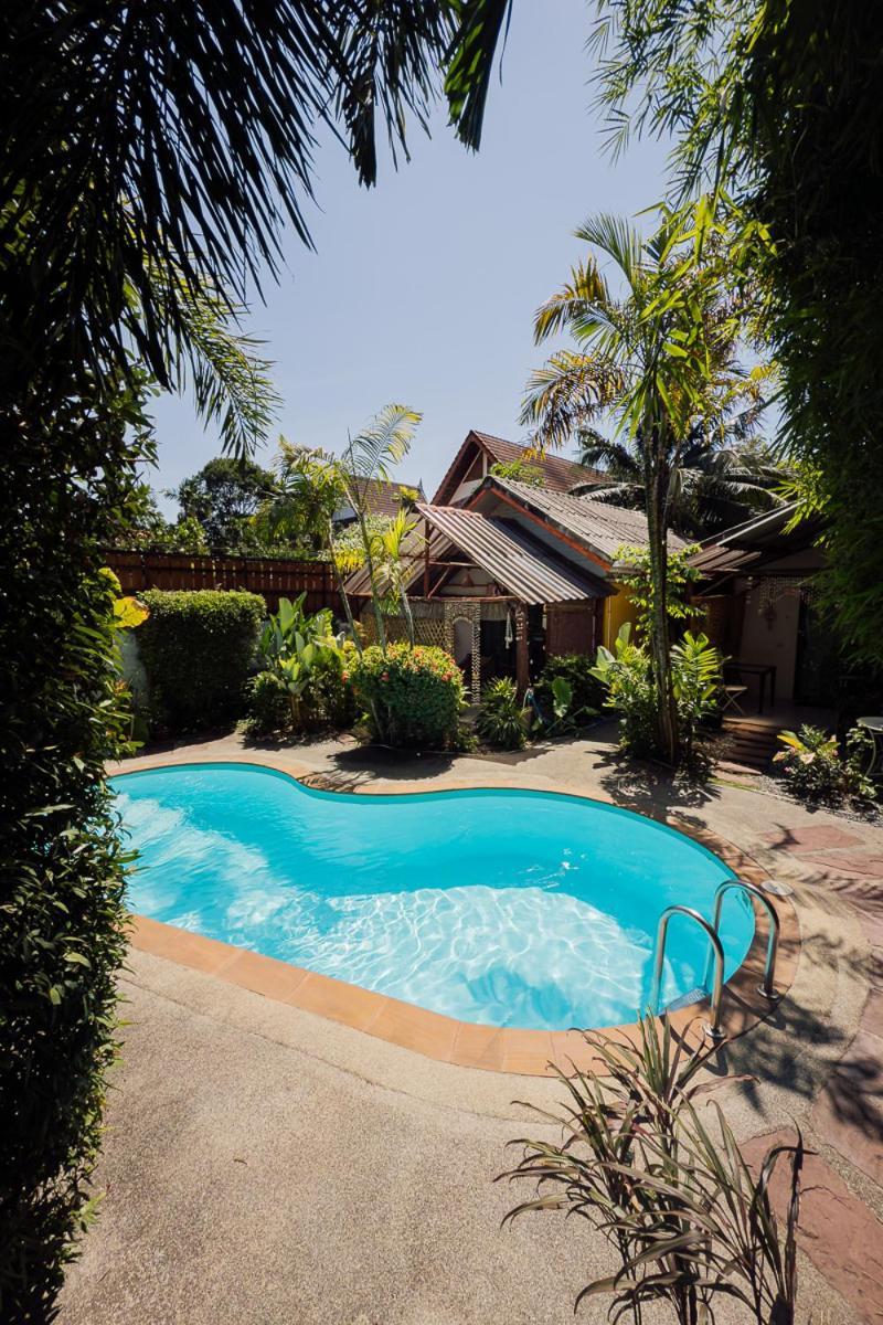 Passion Nai Harn Bed & Breakfast Екстериор снимка