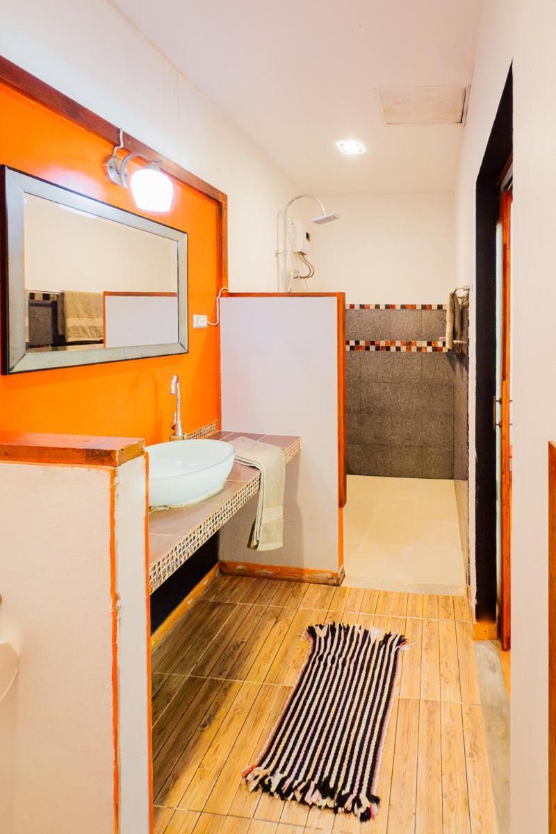Passion Nai Harn Bed & Breakfast Стая снимка